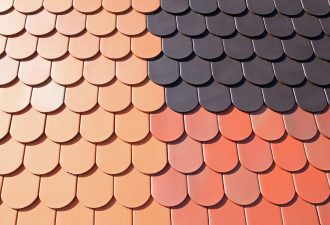 Read more about the article Dachplatten – Schrauben oder nageln?